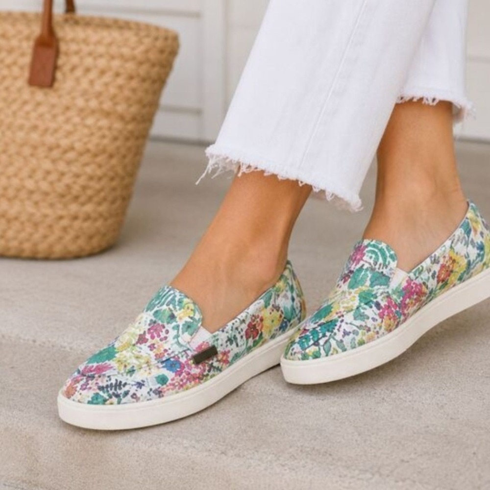 Franco Sarto Womens 7.5 Calinda Loafers Multi Floral Platform Slip On Sneakers